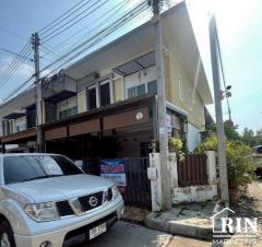 ขายทาวน์เฮ้าส์ทำเลทอง ใกล้แม็คโคร นครสวรรค์ เพียง 2.2 ล้านบาท
