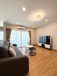 ให้เช่า บ้านเดี่ยว M1106 เซนโทร บางนา 303 ตรม 80 ตรว-202506101214071749532447801.jpg