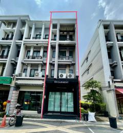 ให้เช่า อาคารพาณิชย์ 4 ชั้น The Regent Street Village ถนนพระยาสุเรนทร์ 16 ตร.ว 170 ตร.ม. หลังมุม