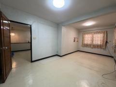 ขายบ้านเดี่ยวมือสอง โครงการ ชวนชื่นกรีนวิลล์ พุทธมณฑลสาย2 เนื้อที่ 68 ตร.ว. ใกล้ทางคู่ขนานลอยฟ้าบรมราชชนนี เซ็นทรัลปิ่นเกล้า และ ใกล้มหาวิทยาลัยมหิดล-202506102018531749561533150.jpg