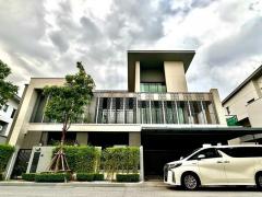 ขายด่วนบ้านหรู​-3-ชั้น-762-ตรม.-โครงการแ
