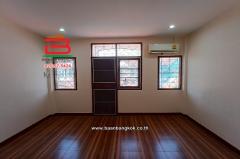 ทาวน์เฮาส์ หมู่บ้าน มนชญา 1 เนื้อที่ 16 ตร.ว ซอยสายไหม 21 แขวงสายไหม เขตสายไหม กรุงเทพมหานคร-202506111110121749615012287.jpg