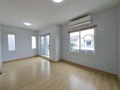 ให้เช่าบ้านแฝด หมู่บ้านเดอะ วิลเลจ เอ็กซ์คลูซีฟ บางนา กม.10 พร้อมอยู่ (N.1745)-202506111223051749619385080.jpg