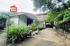ที่ดินพร้อมบ้าน ซอยปรีดีพนมยงค์ 26 เนื้อที่ 181 ตรว. ถนนสุขุมวิท 71 แขวงคลองตัน เขตวัฒนา กรุงเทพมหานคร-202506111409531749625793441.jpg
