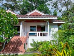 บ้านแฝดให้เช่าหลังมุม 1 ห้องนอน ใกล้หาดแม่น้ำ เกาะสมุย ตกแต่งครบครัน ต.แม่น้ำ อ.เกาะสมุย สุราษฎร์ธานี ที่พักสมุย รายเดือน