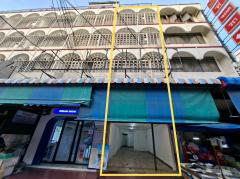 ให้เช่า อาคารพาณิชย์ 4 ชั้น ใกล้สถานีรถไฟฟ้าอิสรภาพ เหมาะสำหรับทำธุรกิจ