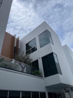 ขายบ้านหรูตกแต่งครบ สไตล์ Modern พร้อมสระว่ายน้ำ และลิฟต์โดยสาร โครงการ เดอะมาร์ค เอ็กซ์ควิซิท ราชพฤกษ์-จรัญสนิทวงศ์