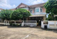 ขายบ้านเดี่ยว หมู่บ้านชมนาถ ซอยนาคนิวาส 48 เนื้อที่ 54.8 ตร.ว. 2 ชั้น 4 นอน 5 น้ำ