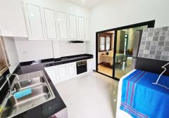 Fully furnished house for rent in the community near Chiangmai airport plaza.-202506121711071749723067395.jpg