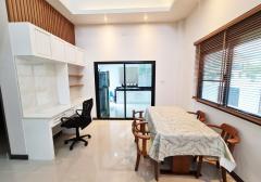 Fully furnished house for rent in the community near Chiangmai airport plaza.-202506121711171749723077754.jpg
