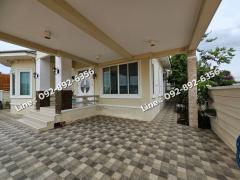 ขาย: บ้านเดี่ยวชั้นเดียว หลังมุม 3 นอน 65 ตรว. หมู่บ้านเศรษฐี ซอยวัดพญาไม้ ห่างจาก Big C ราชบุรี เพียง 1 กม.   จุดเด่นทำเลที่ตั้ง:-202506131218201749791900894.jpg