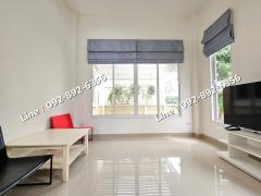 ขาย: บ้านเดี่ยวชั้นเดียว หลังมุม 3 นอน 65 ตรว. หมู่บ้านเศรษฐี ซอยวัดพญาไม้ ห่างจาก Big C ราชบุรี เพียง 1 กม.   จุดเด่นทำเลที่ตั้ง:-202506131218581749791938961.jpg