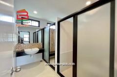 บ้านเดี่ยว หมู่บ้าน พฤกษาวิลเลจ 21 (ดีไลท์) ลำลูกกา คลอง4 เนื้อที่ 50.3 ตรว. ถนนลำลูกกา ตำบลลาดสวาย อำเภอลำลูกกา จังหวัดปทุมธานี-202506131620401749806440168.jpg