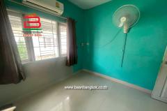 ทาวน์เฮาส์ หมู่บ้าน วรารักษ์ รังสิต คลอง 3 เนื้อที่ 20.5 ตรว. ถนนรังสิต-นครนายก ต.คลองสาม อ.คลองหลวง จ.ปทุมธานี-202506131756401749812200263.jpg
