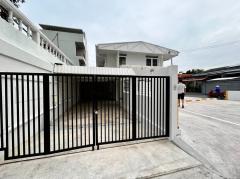 RM296 ให้เช่าบ้าน 2 ชั้น พระราม 9 บ้านหัวมุม เหมาะทั้งอยู่อาศัยหรือใช้เป็นออฟฟิศ ใจกลางเมือง เดินทางสะดวก-202506131911161749816676040.jpg
