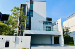 RM301 ให้เช่าบ้านเดี่ยว 3 ชั้น VIVE กรุงเทพกรีฑา มีลิฟท์+มีเฟอร์+สระว่ายน้ำ (ติดกับโรงเรียนนานาชาติเวลลิงตัน) พร้อมเข้าอยู่