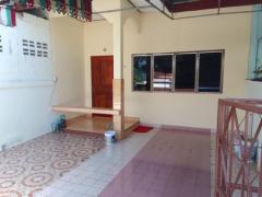 ให้เช่า ทาวน์โฮม ซอยทวีสิทธิ์ ข้างสำเพ็ง เมืองนครศรีธรรมราช 120 ตรม. 49 ตร.วา 2 ห้องนอน 1 ห้องน้ำ 1 จอดรถ ทำเลในเมือง ราคาพิเศษ.