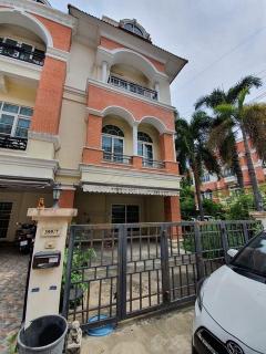 ให้เช่าทาวน์โฮม 3.5 ชั้นหลังมุม 3 ห้องนอน โครงการ Casa City ลาดพร้าว เลียบด่วนเอกมัย-รามอินทรา ซอยโยธินพัฒนา3 **เลี้ยงสัตว์​ได้