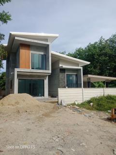 ขายที่ดิน+รับก่อสร้างบ้านใกล้เมืองนครศรีธรรมราชราคาถูกใกล้เซ็ลทรัล2กม{ราคาต่อรองได้}พร้อมจบทันทีมีสาธารณูปโภคประปา ไฟฟ้า ถนนกว้าง6เมตร-202506152237271750001847678.jpg