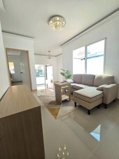 ขายบ้านเดี่ยวชั้นเดียว หมู่บ้านนันทวัน 10 เนื้อที่ 35 ตารางวา   ซอยเลียบวารี 37 ถนนเลียบวารี แขวงโคกแฝด เขตหนองจอก กรุงเทพฯ-202506161049111750045751313.jpg