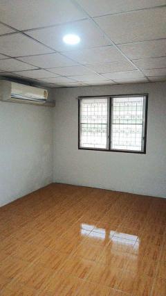 ให้เช่า บ้านเดี่ยว ซ.ปิยนนท์ คลอง 3 ลำลูกกา ปทุมธานี 4,000 บาทต่อเดือน โทร 083-7727472-202506161436121750059372351.jpg