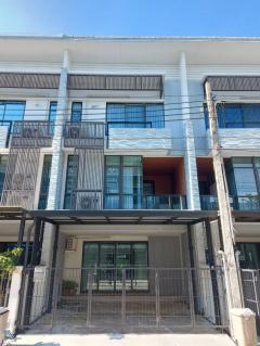 RM307 ให้เช่าทาวน์โฮม 3 ชั้น เพล็กซ์ บางนา ติด ถนน บางนาตราด กม.5 จดบริษัทได้