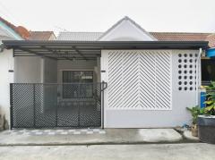 ขายบ้านเดี่ยวชั้นเดียว หมู่บ้านนันทวัน 5 เนื้อที่ 26.8 ตารางวา  ซอยเลียบวารี 11 ถนนเลียบวารี (คู้ขวา) แขวงโคกแฝด เขตหนองจอก กรุงเทพฯ