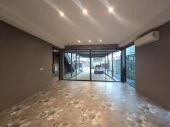 RM310 ให้เช่าโฮมออฟฟิศสไตล์ Modern Loft ขนาดใหญ่ 4 ชั้น ห้วยขวาง-202506171713101750155190905.jpg