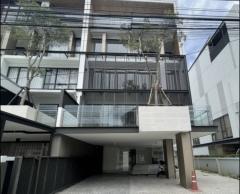 Home office The Element Rama9 หลังThe nine พระราม9 ขนาด 560 sqm มีลิฟท์