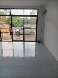 ขายอาคารพาณิชย์ ซ.เปียนนท์ ลำลูกกา สภาพดี 2.49 ล้าน-202506191048021750304882664.jpg