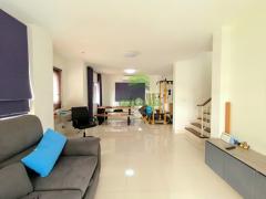 ขายบ้านเดี่ยว สไตล์โมเดิร์น เทรนดี้ธารา ร่มเกล้า เนื้อที่ 57.60 ตร.ว ทำเลดี ติดถนนร่มเกล้า บ้านพร้อมอยู่ ราคาต่อรองได้-202506191122561750306976895.jpg