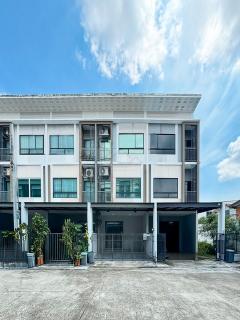 ขายทาวน์โฮม-3-ชั้น-19.3-ตรว.-4-นอน-สไตล์-Modern-