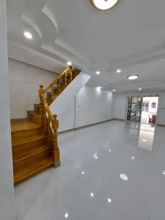 ให้เช่าบ้าน2ชั้น หมู่บ้านอินทราวิลล่า ย่านกัลปพฤกษ์ เขตภาษีเจริญ จังหวัดกรุงเทพมหานคร-202506200952351750387955001.jpg