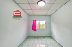 ทาวน์เฮาส์ บ้านสิริกร เนื้อที่ 20.5 ตร.ว (ซอยสามวา 15) แขวงมีนบุรี เขตมีนบุรี กรุงเทพมหานคร-202506201631191750411879075.jpg