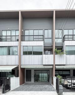 ขายทาวน์โฮม 3 ชั้น บ้านกลางเมือง พระราม 9 - กรุงเทพกรีฑา(ตัดใหม่) ถนนกาญจนาภิเษก สะพานสูง กทม.