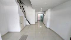 ขายและให้เช่า โฮมออฟฟิศเสนาทาวน์ นวมินทร์ 163 มีระบบโซล่าเซลล์ 23.6 ตร.ว. จอดรถได้ 2 คัน-202506231241531750657313466.jpg