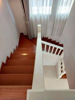 ขายบ้านเดี่ยว 2 ชั้น บารเมษฐ์ สวนหลวง ร.9  ขนาด 60.50 ตร.ว. พร้อมมุมทำงาน หันหน้าทิศเหนือ ใกล้สนามบินสุวรรณภูมิ-202506231611101750669870061.jpg