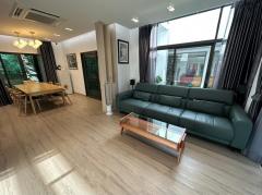 RM325 ขายหรือให้เช่า บ้านเดี่ยวเศรษฐสิริ ศรีนครินทร์–พระราม9 กรุงเทพกรีฑา ซอย 7แปลงมุม ติดสวน รีโนเวทใหม่ทั้งหลัง พร้อมอยู่-202506241957461750769866439.jpg