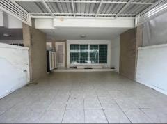 NTG904 ให้เช่า ทาวน์โฮม ภณาสิริ เรสซิเด้นซ์ เกษตร-นวมินทร์ เหมาะสำหรับพักอาศัย ทำออฟฟิศ เฟอร์นิเจอร์ครบพร้อมอยู่ จดทะเบียนบริษัทได้-202506261624311750929871635.jpg