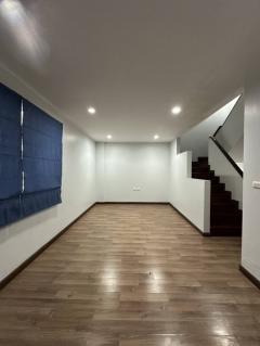 ให้เช่า ทาวน์โฮม หมู่บ้าน นัมเบอร์วัน นา-ราม 2 252 ตรม 23.6 ตรว-202506272115391751033739655.jpg