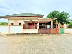 ขาย บ้านเดี่ยวชั้นเดียวหลังมุม พร้อมเฟอร์นิเจอร์ หมู่บ้านทรัพย์ทวี 8 ตรงข้ามวัดหนองระกำ นิคมพัฒนา จ.ระยอง