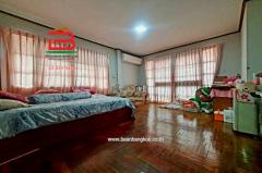 บ้านเดี่ยว หมู่บ้าน ศรีมีนวิลเลจ (ซ.ราษฎร์อุทิศ 40) เนื้อที่ 51 ตรว. ใกล้ตลาดมีนบุรี ถนนราษร์อุทิศ แขวงมีนบุรี เขตมีนบุรี กรุงเทพมหานคร-202506281118431751084323337.jpg