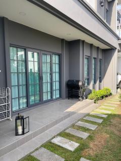 RM341  ให้เช่า Centro บางนา เฟส2 บ้านสวยหลังมุม บ้านพร้อมเข้าอยู่ สไตล์รีสอร์ท เลี้ยงสัตว์ได้-202506282002011751115721225.jpg