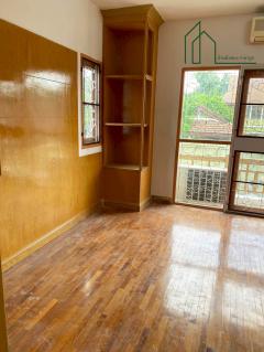 บ้านเดี่ยวหลังใหญ่ 63 ตรว. หมู่บ้านฟลอร่าวิลล์ สุวินทวงศ์ เฟส 7 หลังริม รีโนเวทใหม่ทั้งหลัง -202506291028441751167724069.jpg