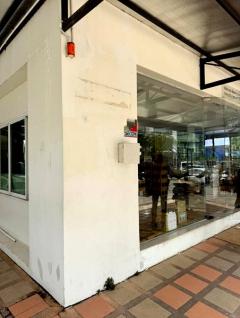 ให้เช่าตึกสำนักงาน 6 ชั้นซอยนวลจันทร์พื้นที่ 1,000 ตารางเมตรมีลิฟท์ มี 12 ห้องน้ำมี10แอร์ ครบ รถจอดได้ 5 คัน-202506291546511751186811075.jpg