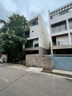 ให้เช่าบ้านเดี่ยว-4-ชั้น-650-ตร.ม.4-ห้องน