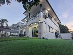 RM343 ให้เช่าบ้านเดี่ยว 2 ชั้น รีโนเวทใหม่ หมู่บ้านฐานทอง เฉลิมพระเกียรติ ร.9 ซอย 54 fully furnished บ้านพร้อมอยู่