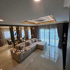 RM355 ให้เช่า บ้านเดี่ยว เซนโทร บางนา-ศรีนครินทร์ House extremely Fully Furnished มือแรก พร้อมเข้าอยู่ 3นาทีถึง Mega Bangna เดินทางสะดวก-202506301747571751280477653.jpg