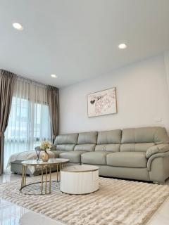 RM360 ให้เช่า บ้านเดี่ยว  The City Bangna ใกล้เมกาบางนา บ้านหลังใหญ่ติดสวนส่วนกลาง ตกแต่งเฟอร์ครบพร้อมเข้าอยู่