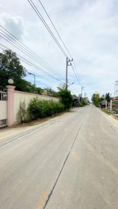 ขายที่ดิน พร้อมสิ่งปลูกสร้าง เป็นโกดัง ถนนเศรษฐกิจ 1 ที่ดินสวยมาก ทำเลดีมาก ติดถนน #LB287 – 001038-202507011013211751339601696.jpg